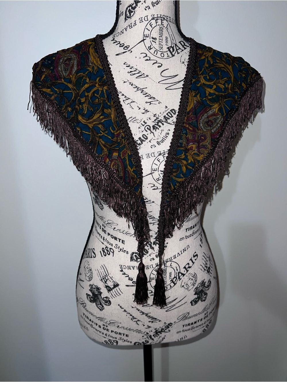 Vintage 90s El & Company Paisley Jewel Tone Fringe Capelet Shawl Tassels
